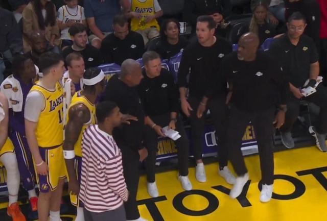 湖人惨败雷霆四杀 内讧风波冲击西部排名