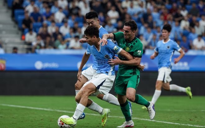 张稀哲世界波绝杀 北京国安客场力克深圳新鹏城